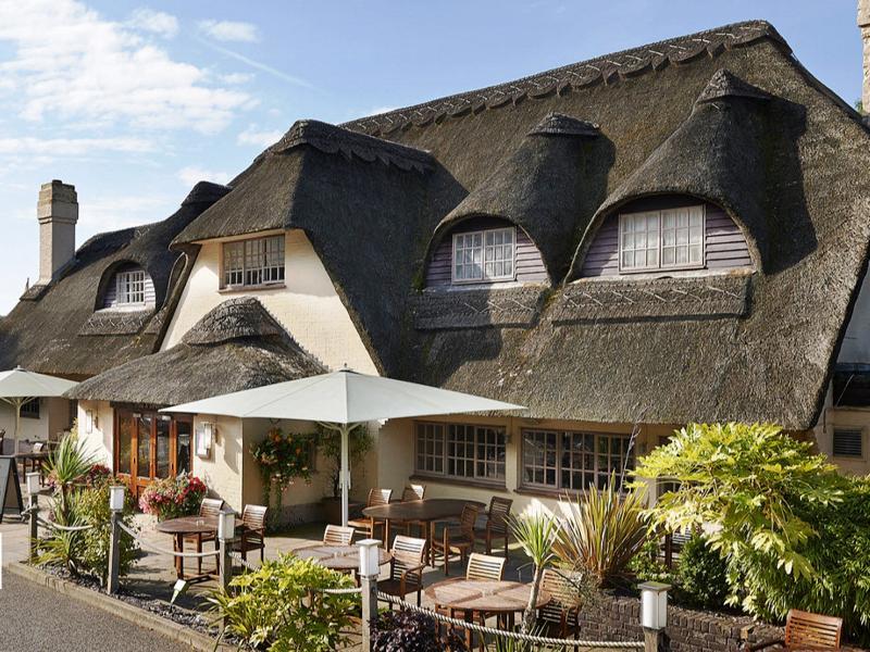 Potters Heron Hotel Ромси Екстериор снимка