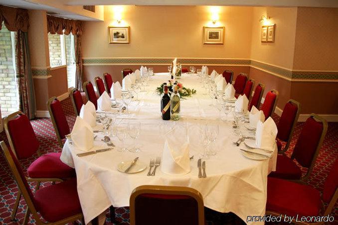 Potters Heron Hotel Ромси Ресторант снимка