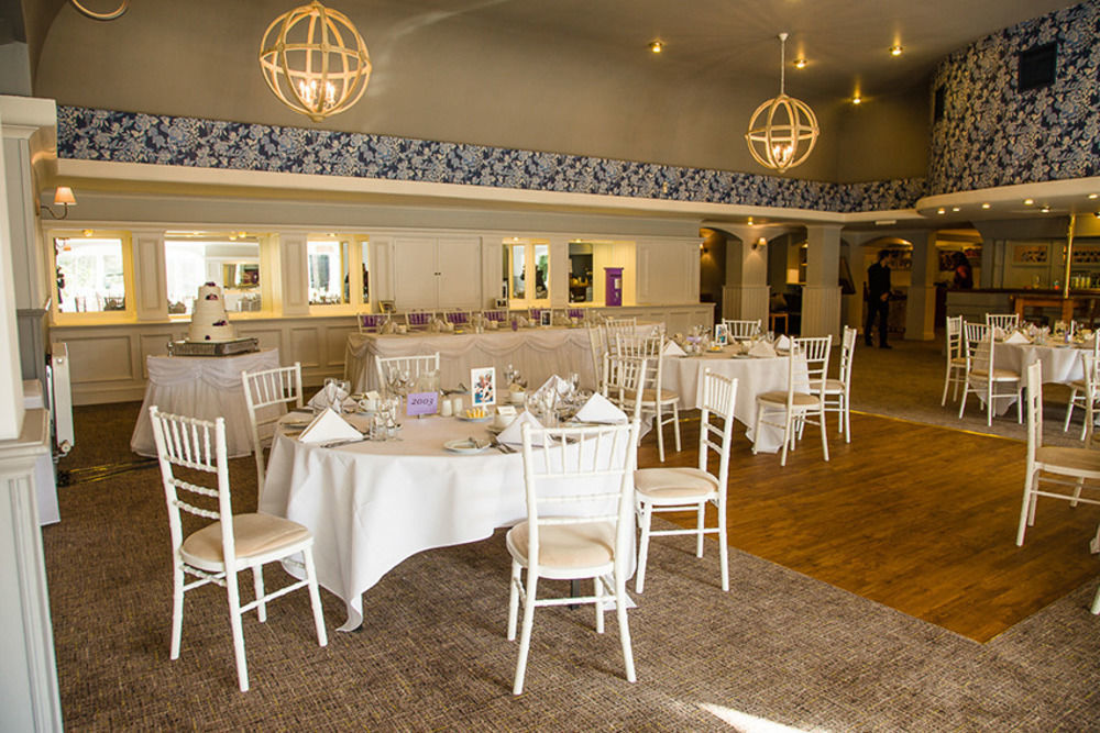 Potters Heron Hotel Ромси Екстериор снимка