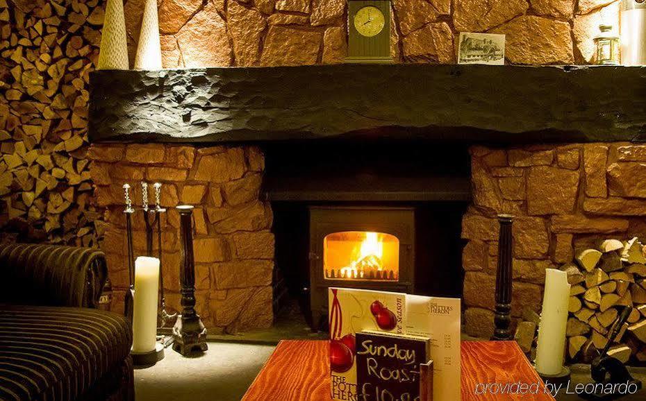 Potters Heron Hotel Ромси Екстериор снимка