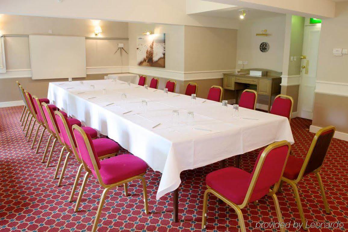 Potters Heron Hotel Ромси Екстериор снимка